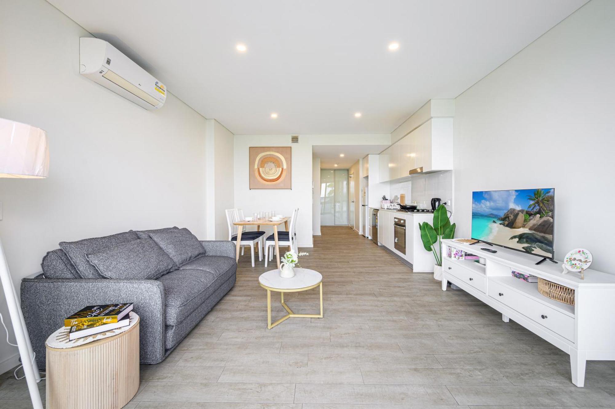 Liverpool Adorable 2Br Apt With Free Parking Warwick Farm Buitenkant foto