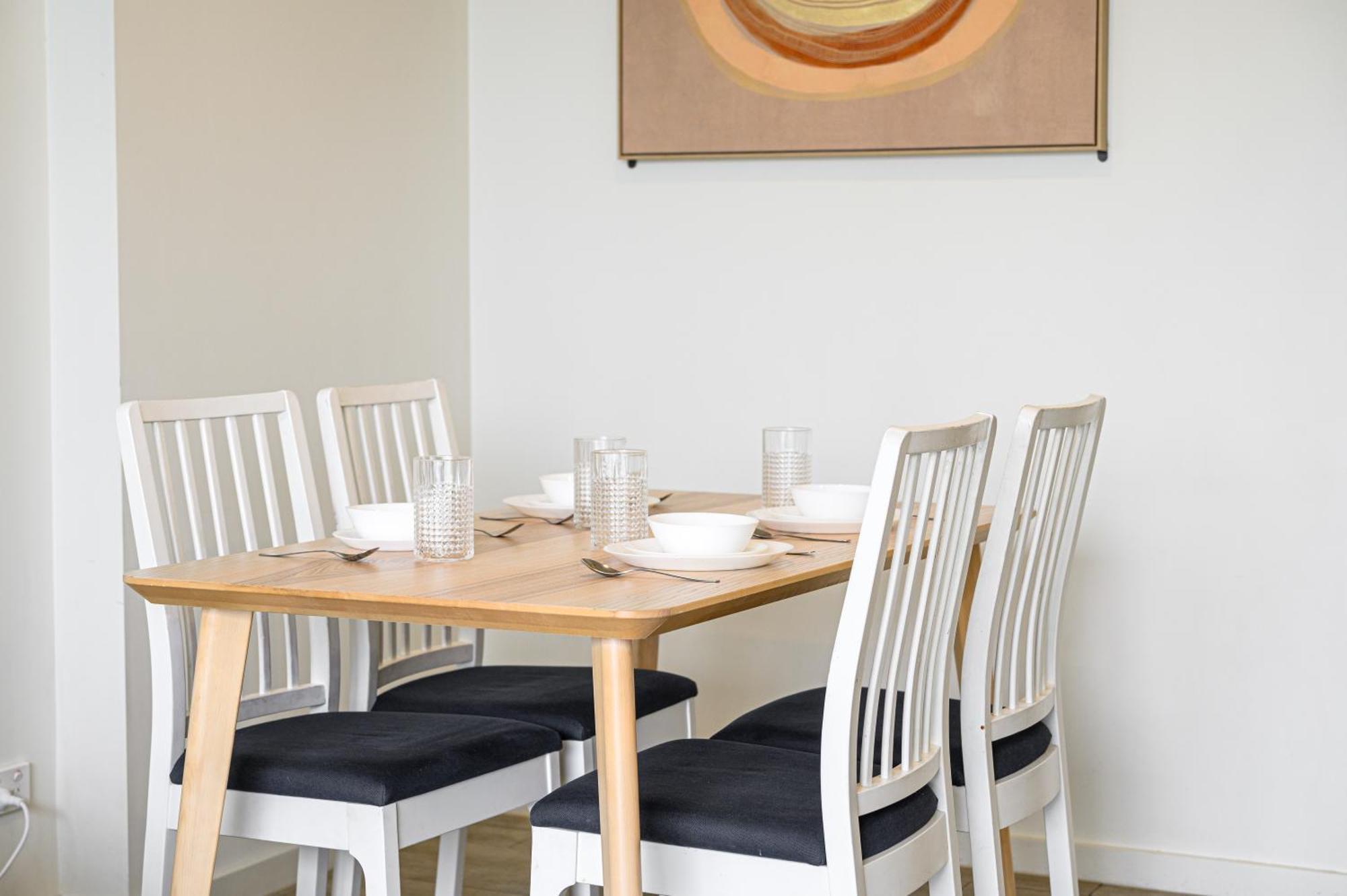 Liverpool Adorable 2Br Apt With Free Parking Warwick Farm Buitenkant foto