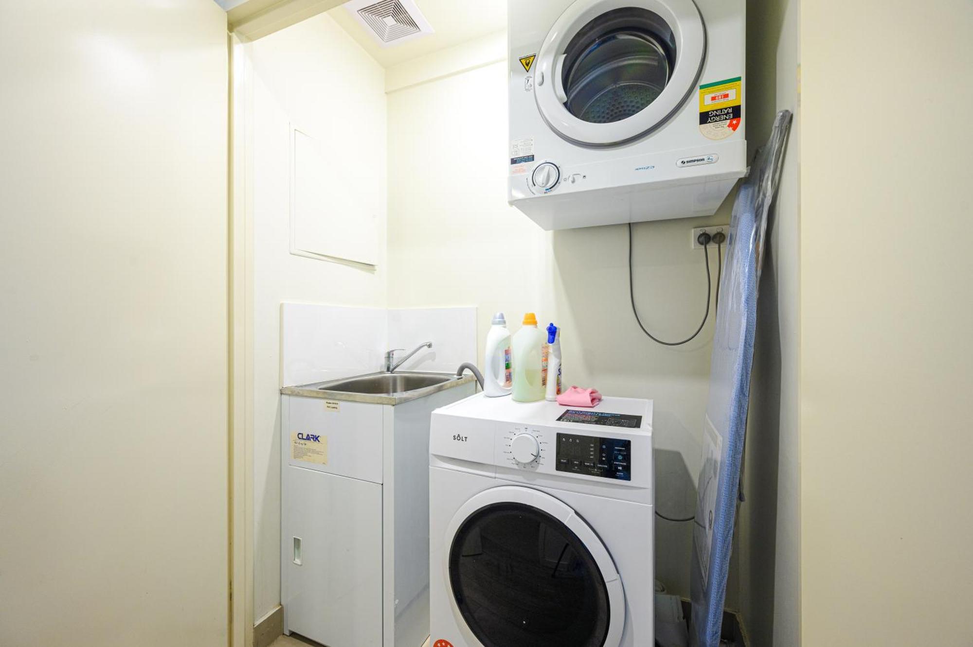 Liverpool Adorable 2Br Apt With Free Parking Warwick Farm Buitenkant foto