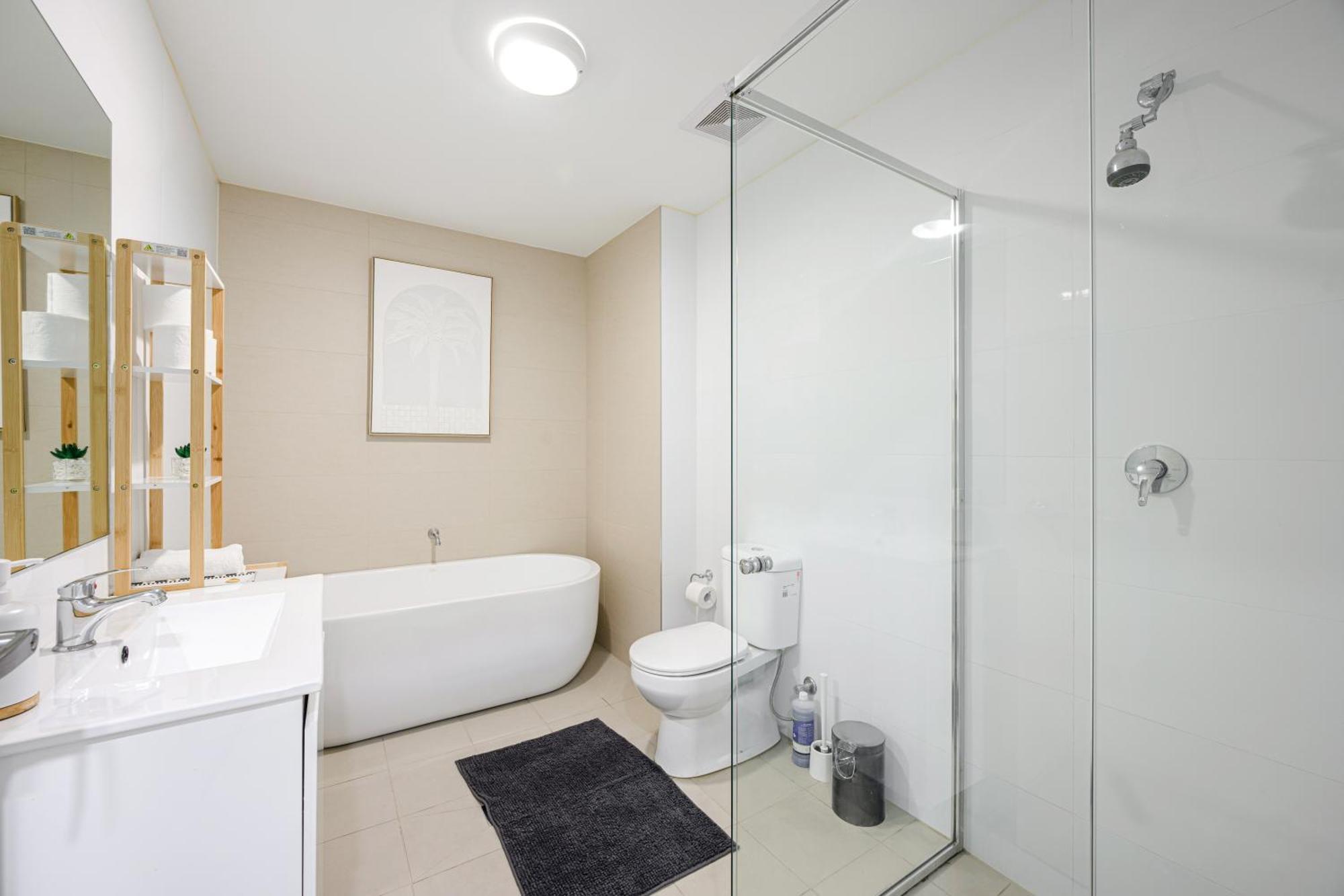 Liverpool Adorable 2Br Apt With Free Parking Warwick Farm Buitenkant foto